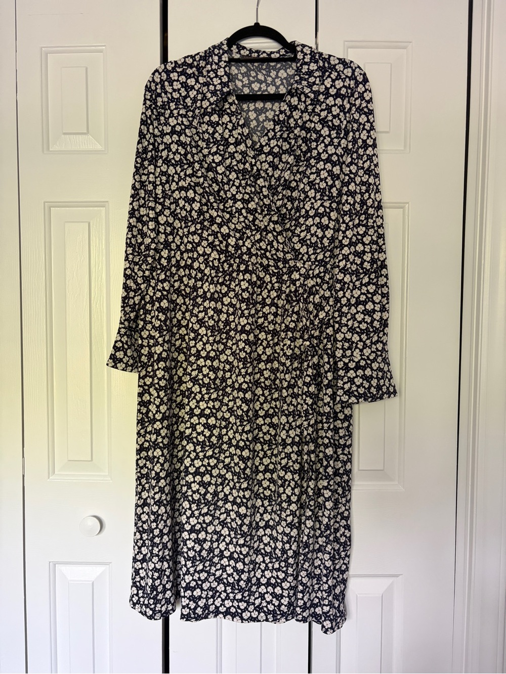 Navy Floral Lane Bryant Wrap Dress 18/20